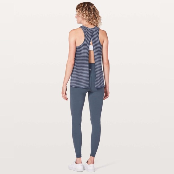 NWT Lululemon All Tied Up Tank Blue stripes - Picture 7 of 12